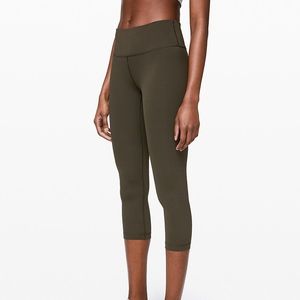 Lululemon Wunder Under Crop